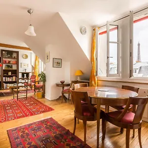 Veeve - Views To The Eighth Apartment Paris