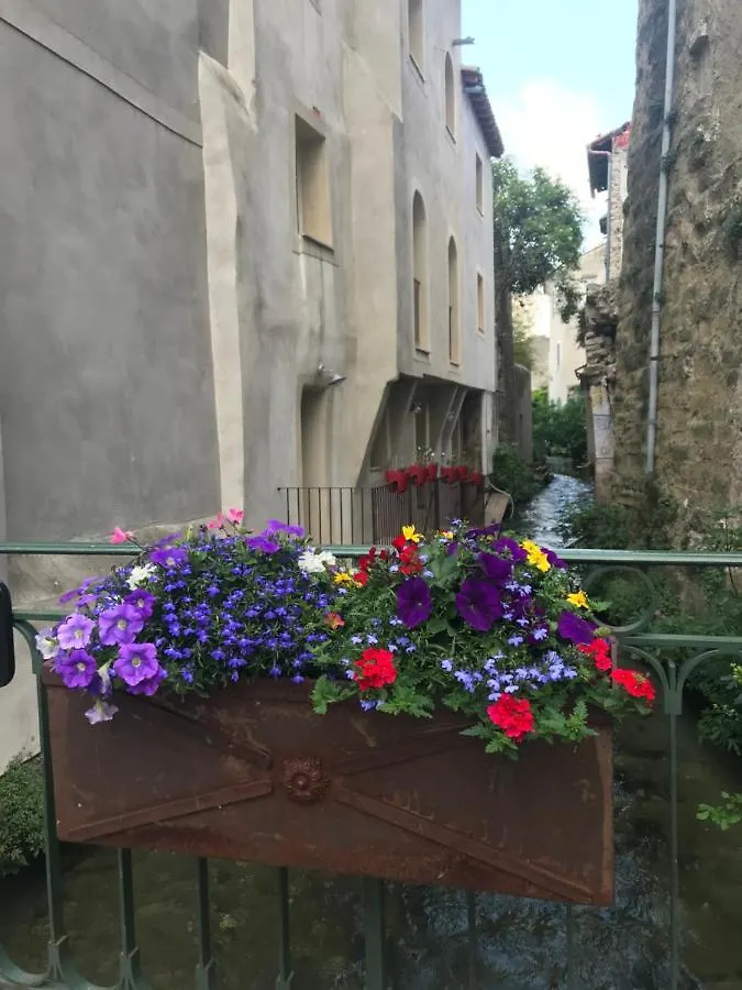 Petit Reve Appartement LʼIsle-sur-la-Sorgue
