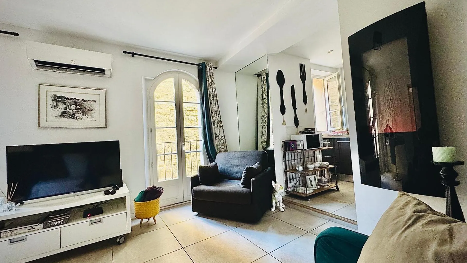 Petit Reve Appartement LʼIsle-sur-la-Sorgue