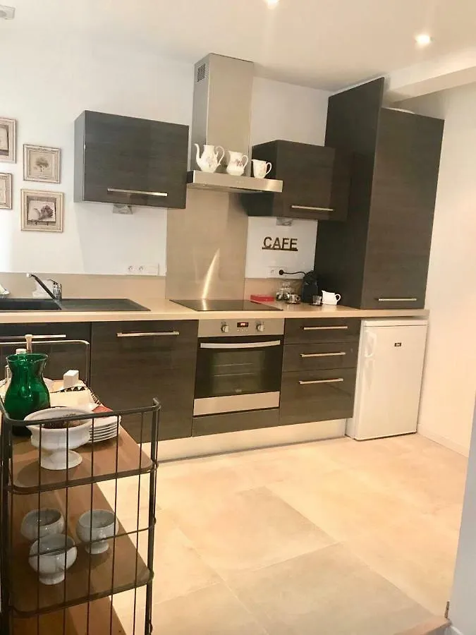 Petit Reve Appartement LʼIsle-sur-la-Sorgue