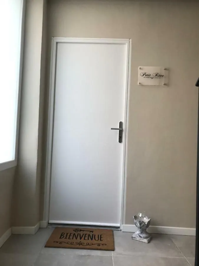 Petit Reve Appartement LʼIsle-sur-la-Sorgue Frankrijk